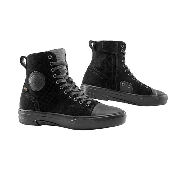 Daisy on the Ohoopee